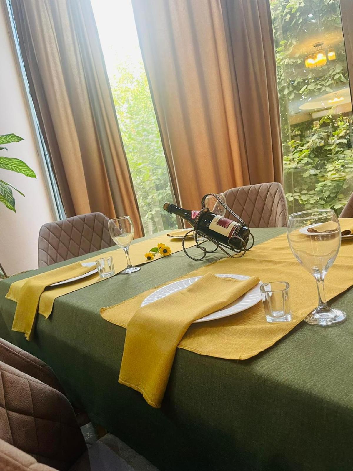 Hotel Konstantin Laplje Selo Экстерьер фото