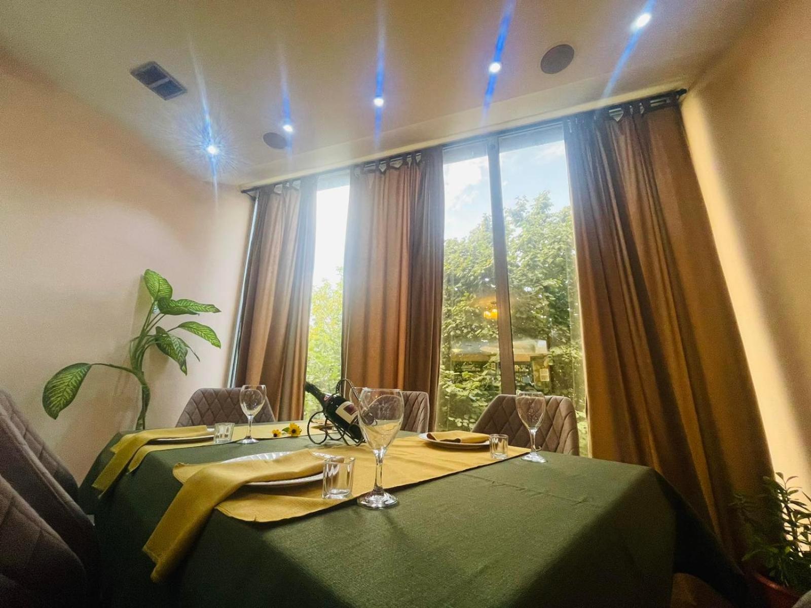 Hotel Konstantin Laplje Selo Экстерьер фото