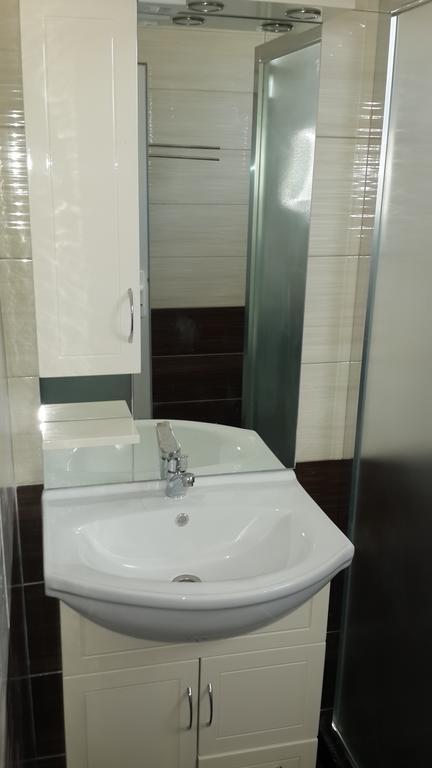 Hotel Konstantin Laplje Selo Номер фото